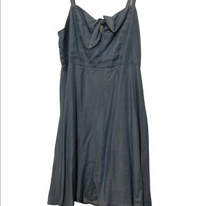 Old Navy chambray cami dress. Size M
